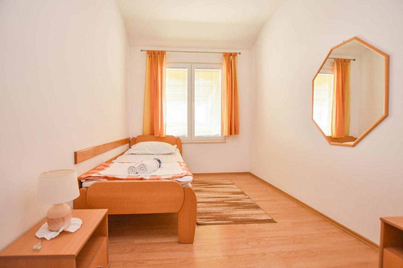 Apartments Dandelion Biograd Na Moru Exterior foto