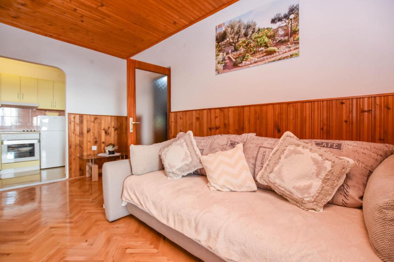 Apartments Dandelion Biograd Na Moru Exterior foto