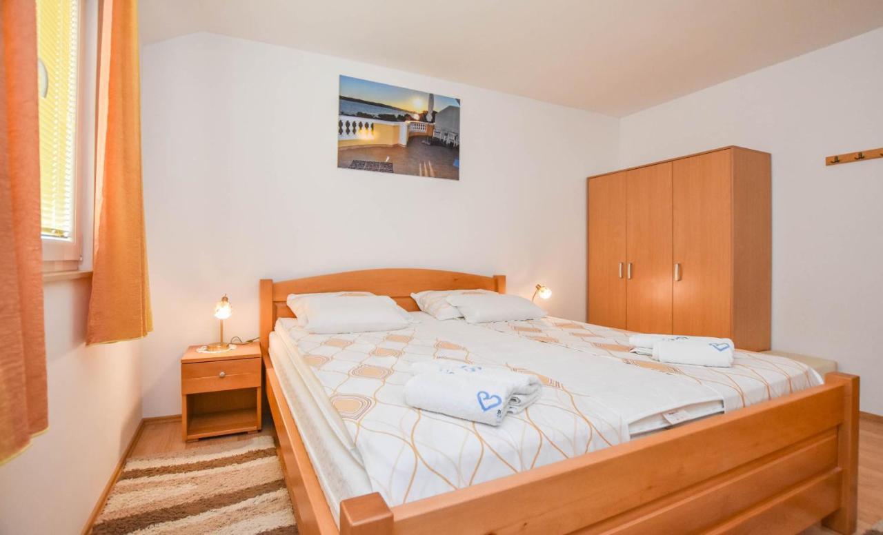 Apartments Dandelion Biograd Na Moru Exterior foto